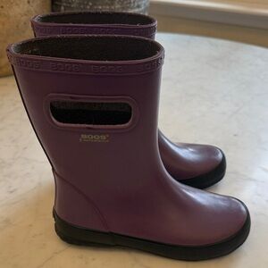 Bogs Kids Rain Boots Size 1 Waterproof Purple Pull On Snow Winter Girls